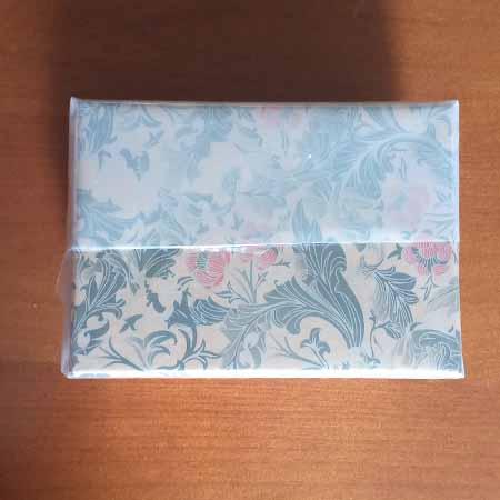 GIFT BOX