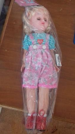 DOLL - TOYS
